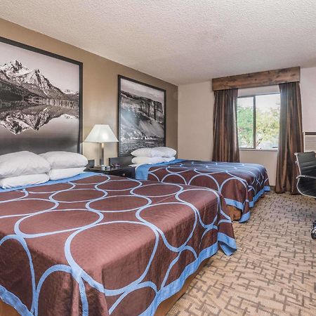 Super 8 By Wyndham Boise Hotel Exterior photo